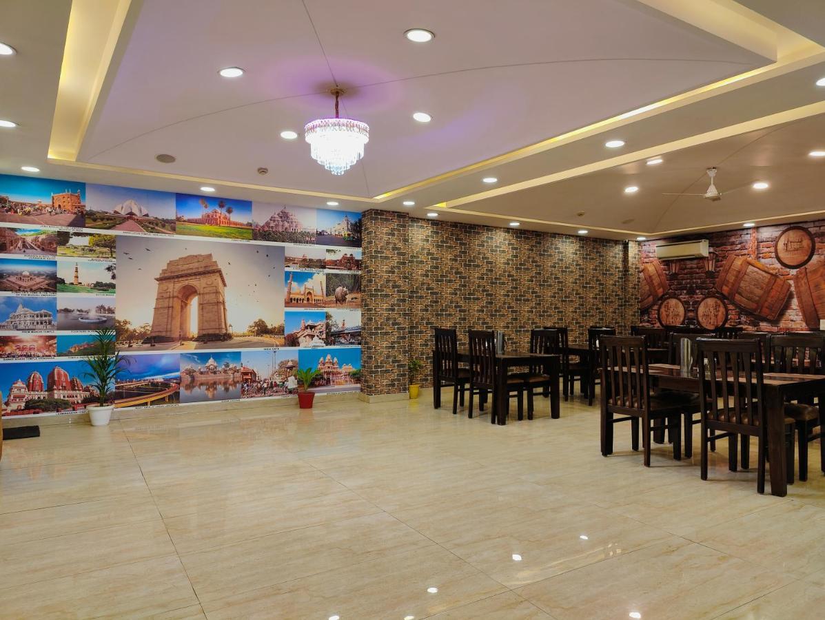 Hotel Ronit Royal Delhi Airport By D'Capitol Nueva Delhi Exterior foto