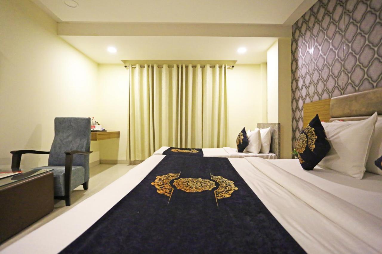 Hotel Ronit Royal Delhi Airport By D'Capitol Nueva Delhi Exterior foto